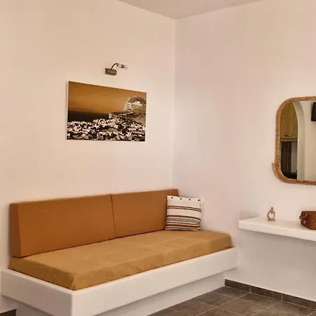 Marianthi Studios Apartment *