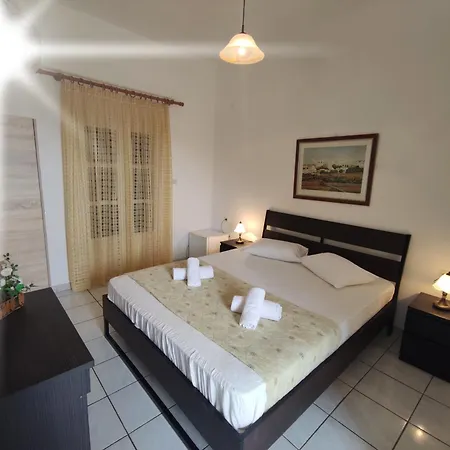 Marianthi Studios Apartment *